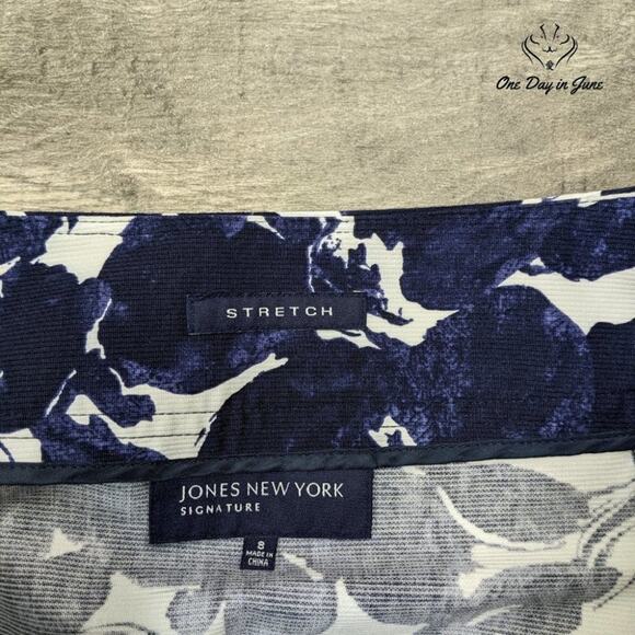 Jones New York Signature Floral Stretch Skirt Size 8 - Picture 2 of 4